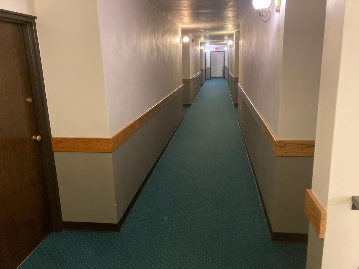 Landmark Motel Clintonville Exteriér fotografie